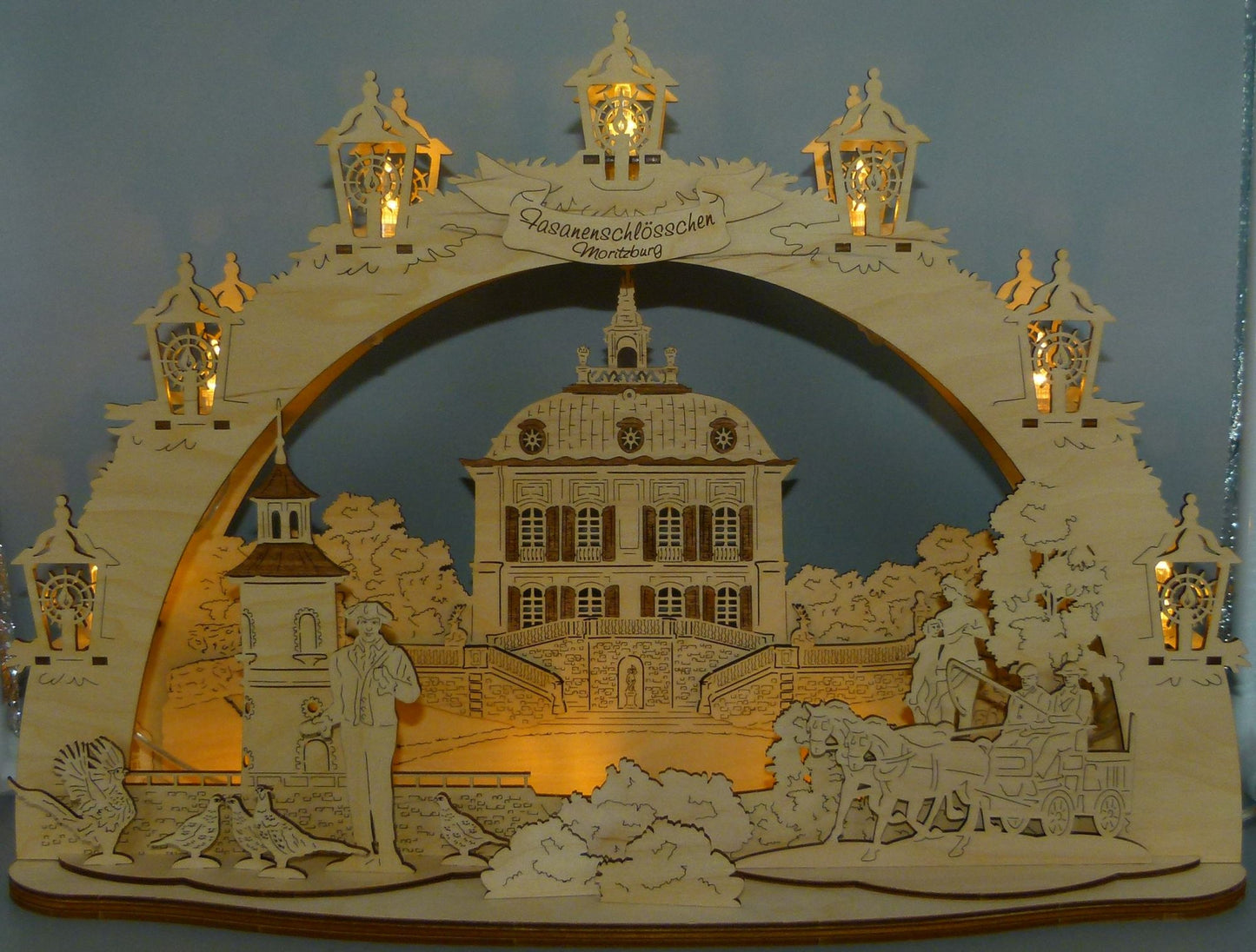 3D LED Holz Schwibbogen Fasanenschlösschen Moritzburg mit LED Beleuchtung 43 cm x 30 cm x 12 cm