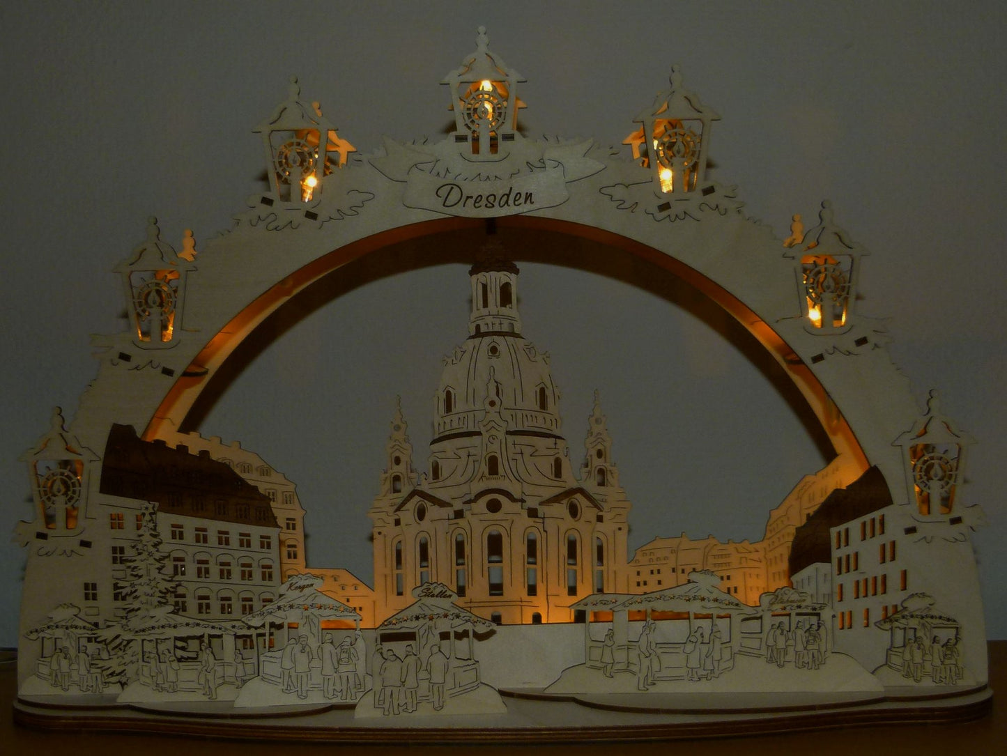 3D LED Holz Schwibbogen 43 cm x 30 cm x 12 cm Frauenkirche Dresden